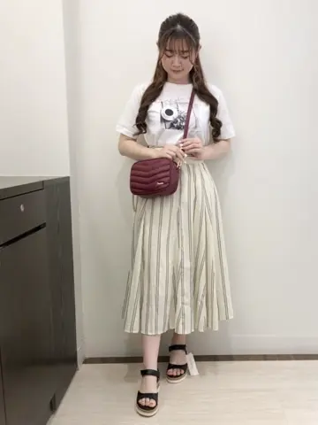 Feroux スタッフ コーディネート画像