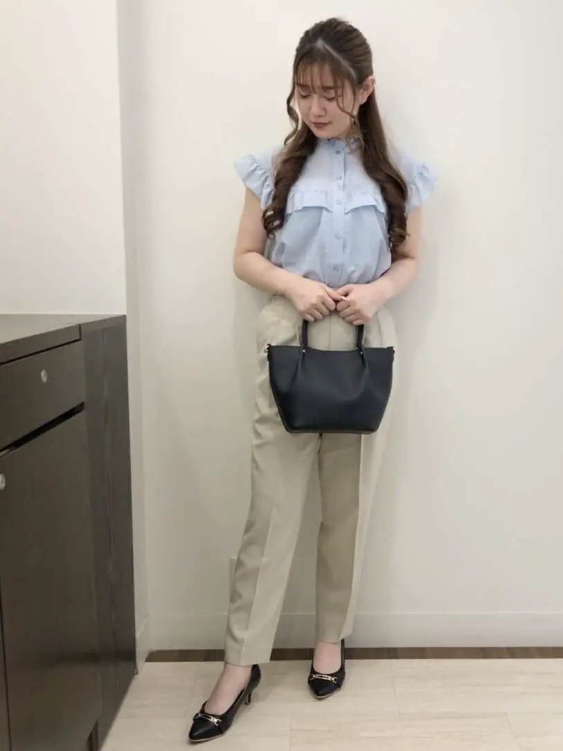 Feroux スタッフ コーディネート画像