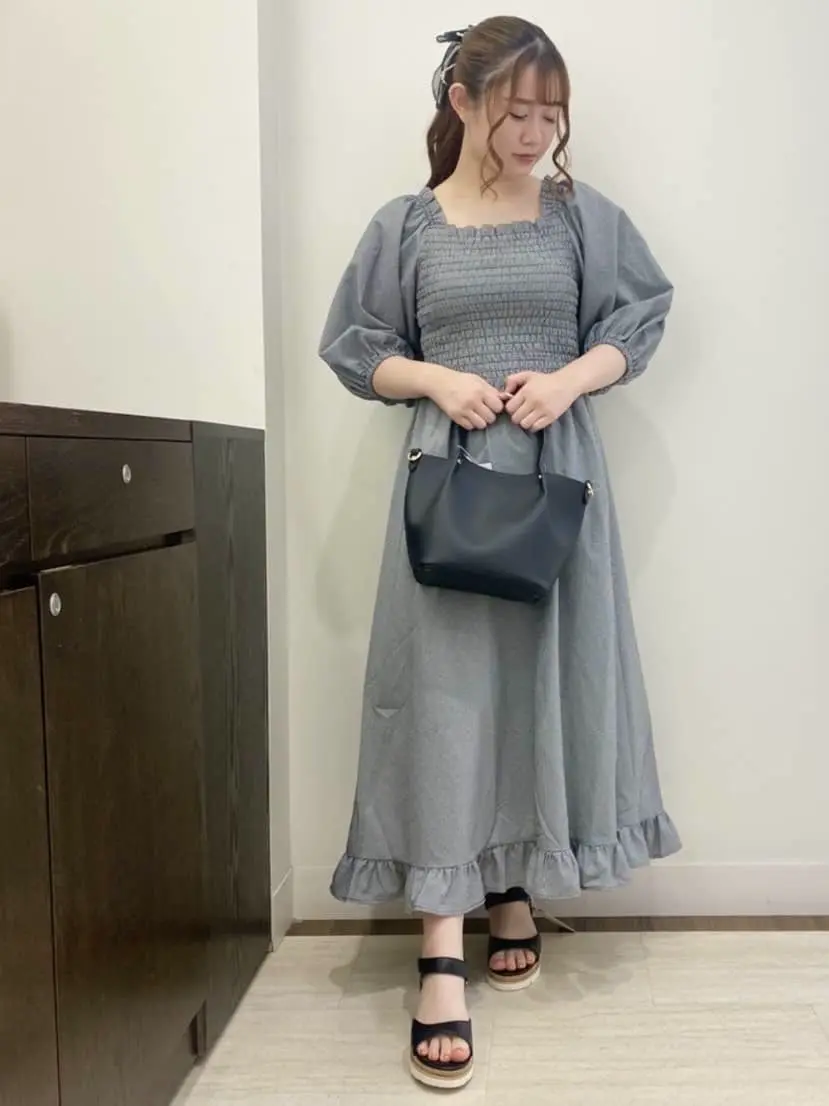 Feroux スタッフ コーディネート画像