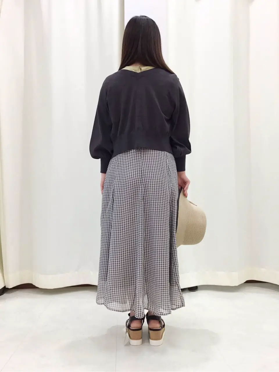 Feroux スタッフ コーディネート画像