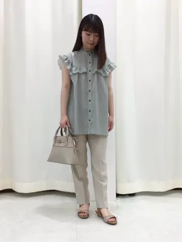 Feroux スタッフ コーディネート画像