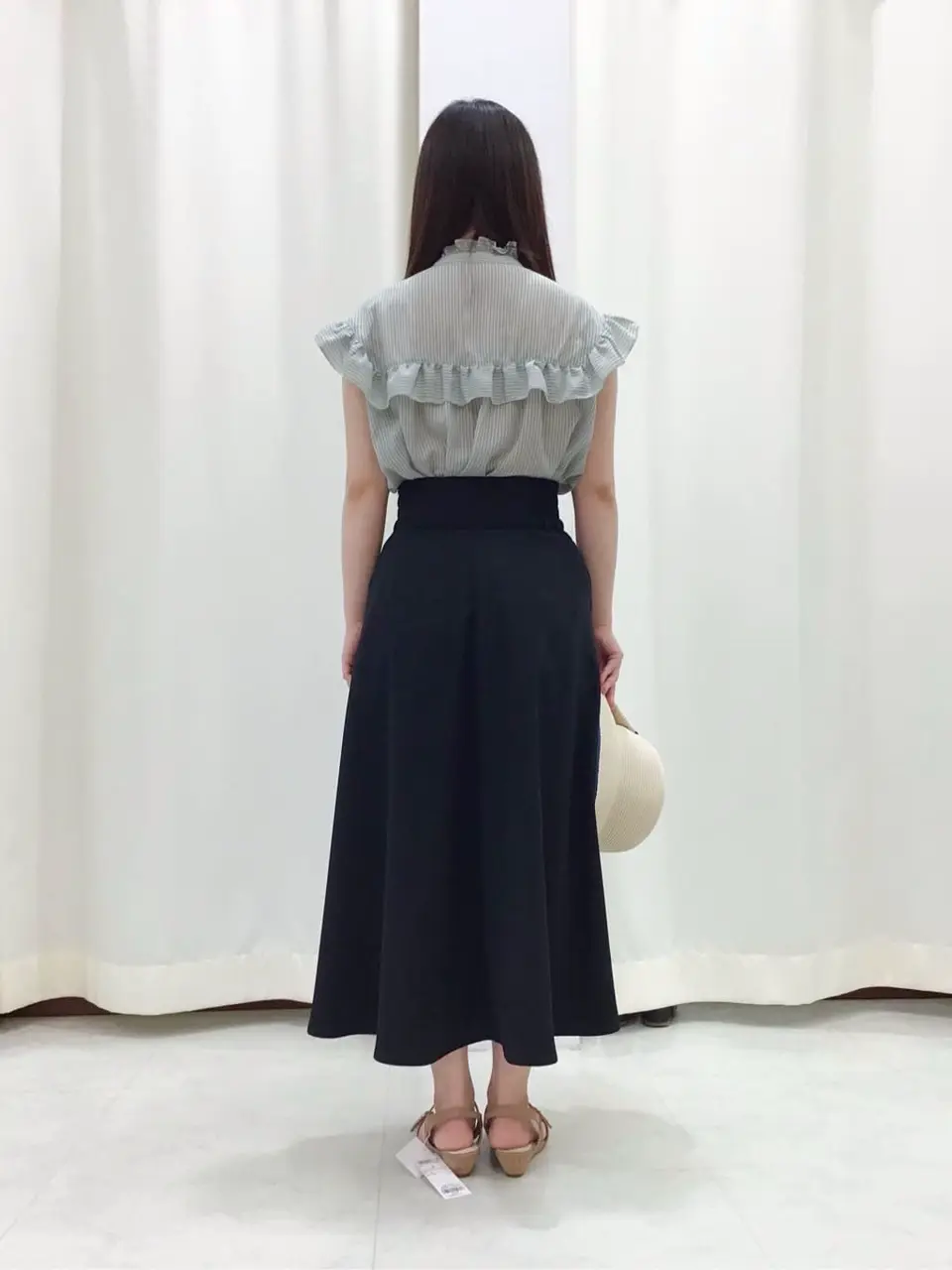 Feroux スタッフ コーディネート画像