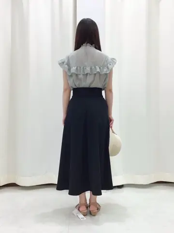 Feroux スタッフ コーディネート画像