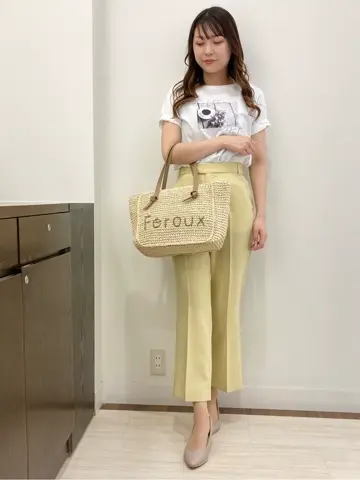 Feroux スタッフ コーディネート画像