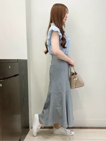 Feroux スタッフ コーディネート画像