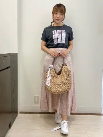 Feroux スタッフ コーディネート画像