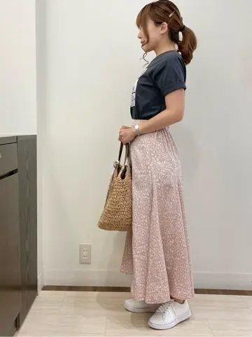 Feroux スタッフ コーディネート画像