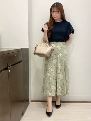 Feroux スタッフ コーディネート画像