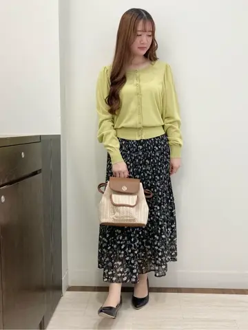 Feroux スタッフ コーディネート画像