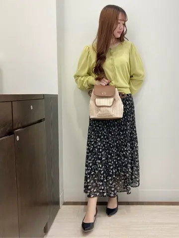 Feroux スタッフ コーディネート画像