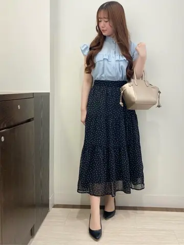 Feroux スタッフ コーディネート画像