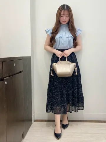 Feroux スタッフ コーディネート画像