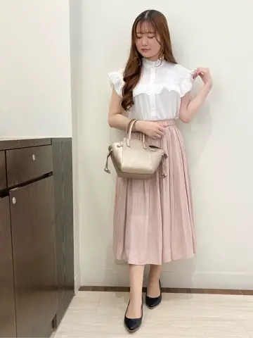 Feroux スタッフ コーディネート画像