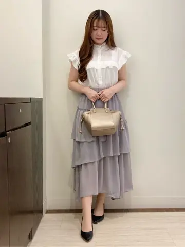 Feroux スタッフ コーディネート画像