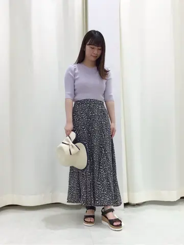 Feroux スタッフ コーディネート画像