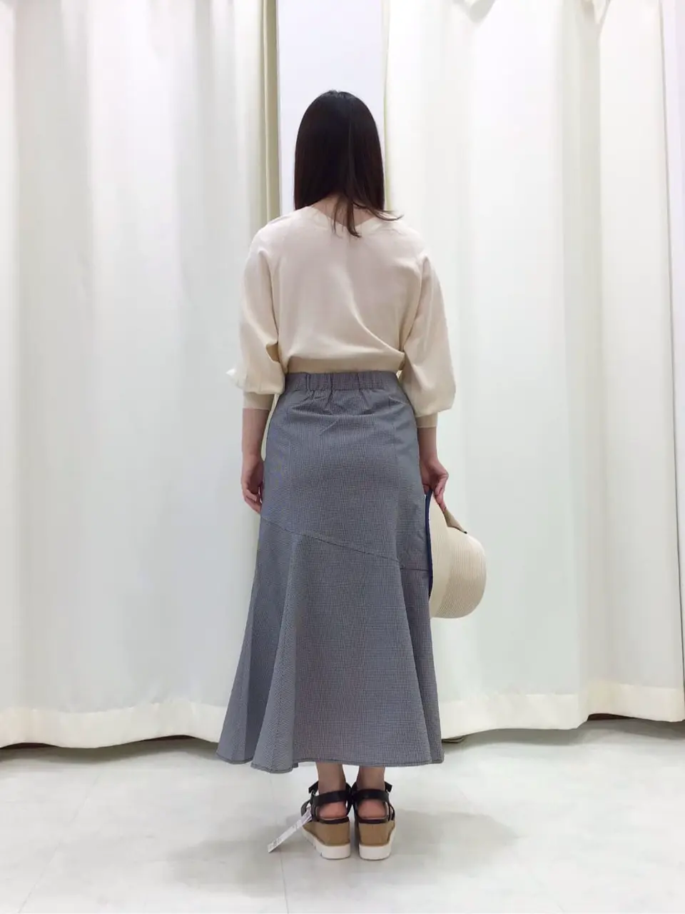 Feroux スタッフ コーディネート画像