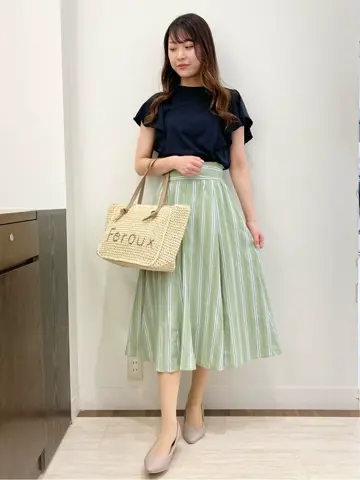 Feroux スタッフ コーディネート画像