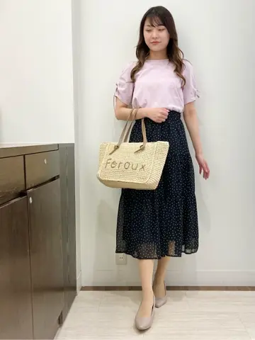 Feroux スタッフ コーディネート画像