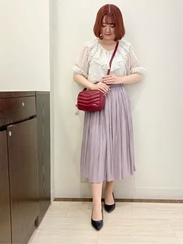 Feroux スタッフ コーディネート画像