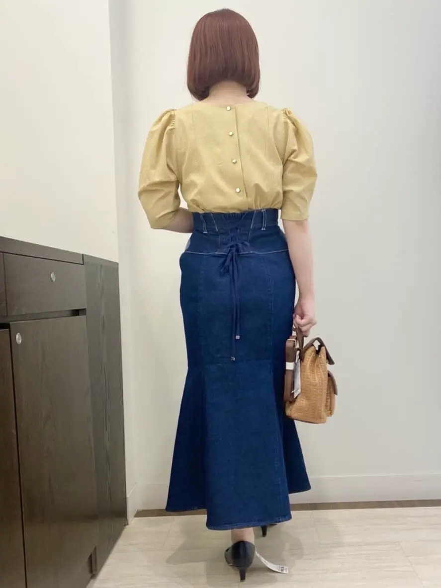 Feroux スタッフ コーディネート画像