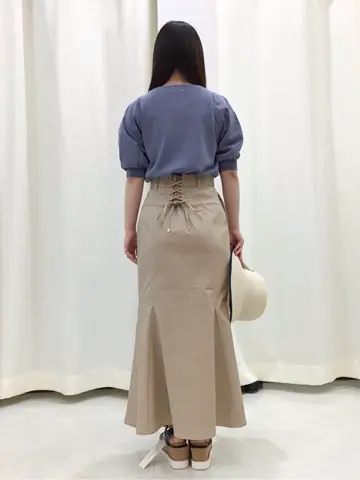 Feroux スタッフ コーディネート画像