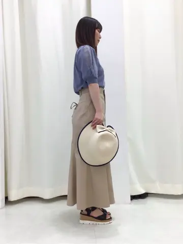 Feroux スタッフ コーディネート画像