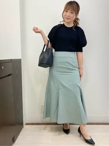 Feroux スタッフ コーディネート画像