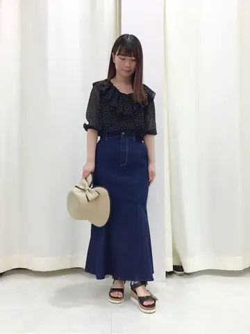 Feroux スタッフ コーディネート画像