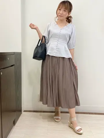 Feroux スタッフ コーディネート画像