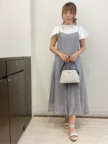 Feroux スタッフ コーディネート画像