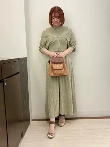 Feroux スタッフ コーディネート画像