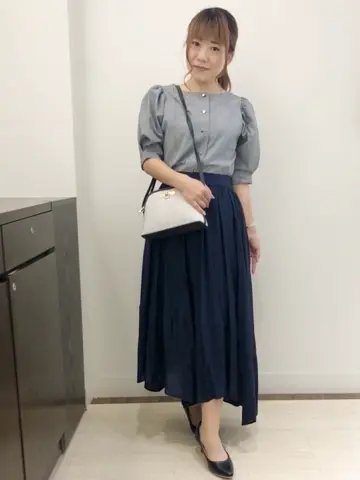 Feroux スタッフ コーディネート画像