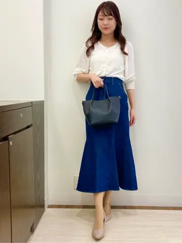 Feroux スタッフ コーディネート画像