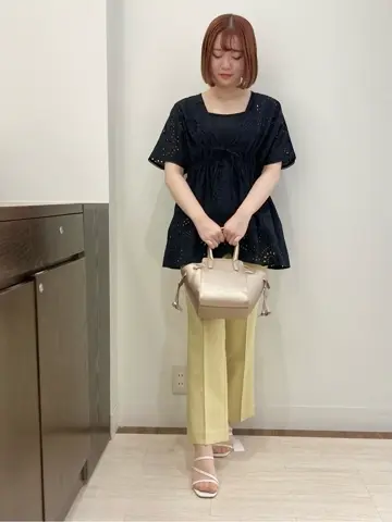 Feroux スタッフ コーディネート画像