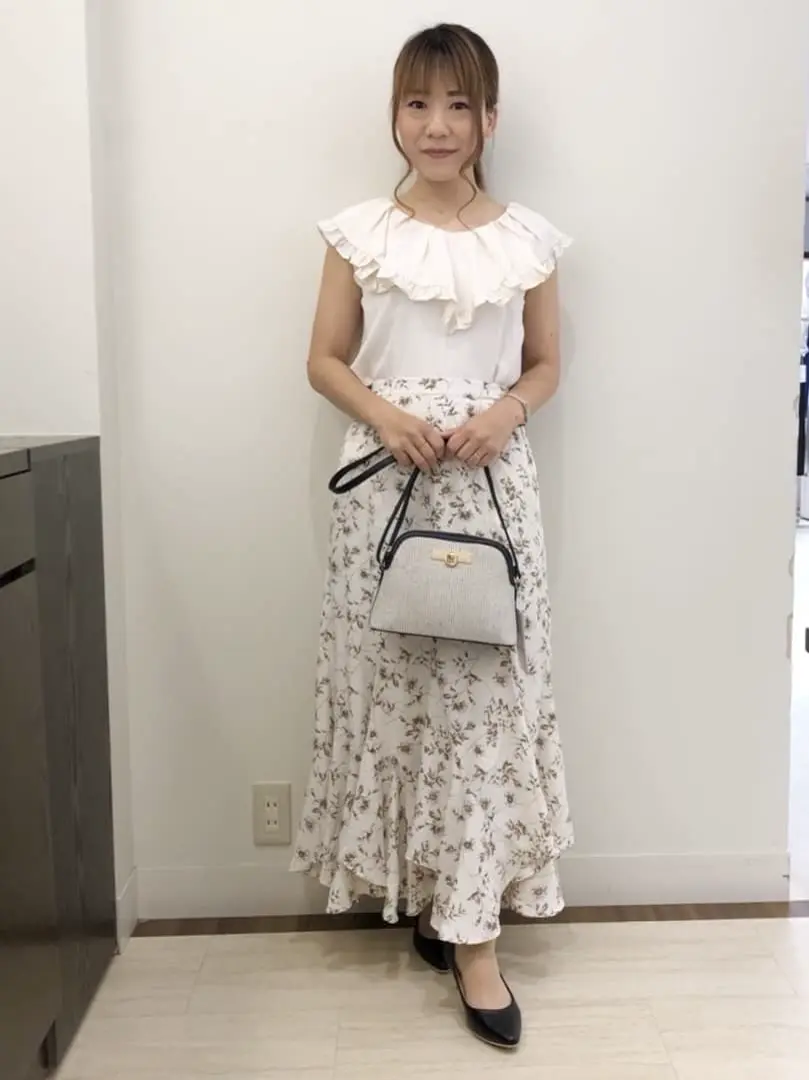 Feroux スタッフ コーディネート画像