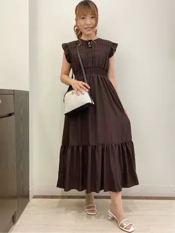 Feroux スタッフ コーディネート画像