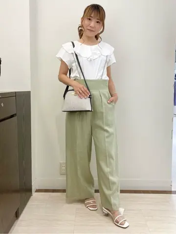 Feroux スタッフ コーディネート画像