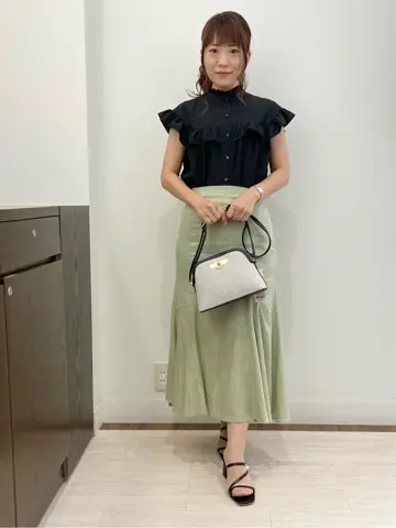 Feroux スタッフ コーディネート画像