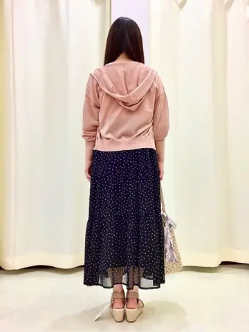 Feroux スタッフ コーディネート画像