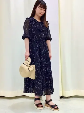 Feroux スタッフ コーディネート画像