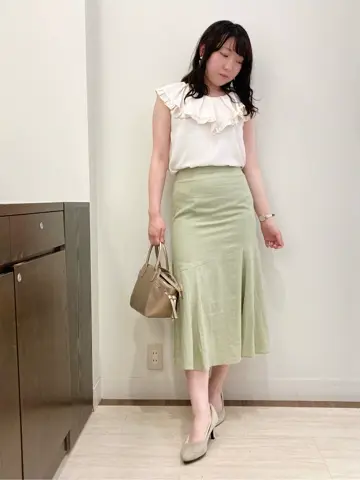 Feroux スタッフ コーディネート画像