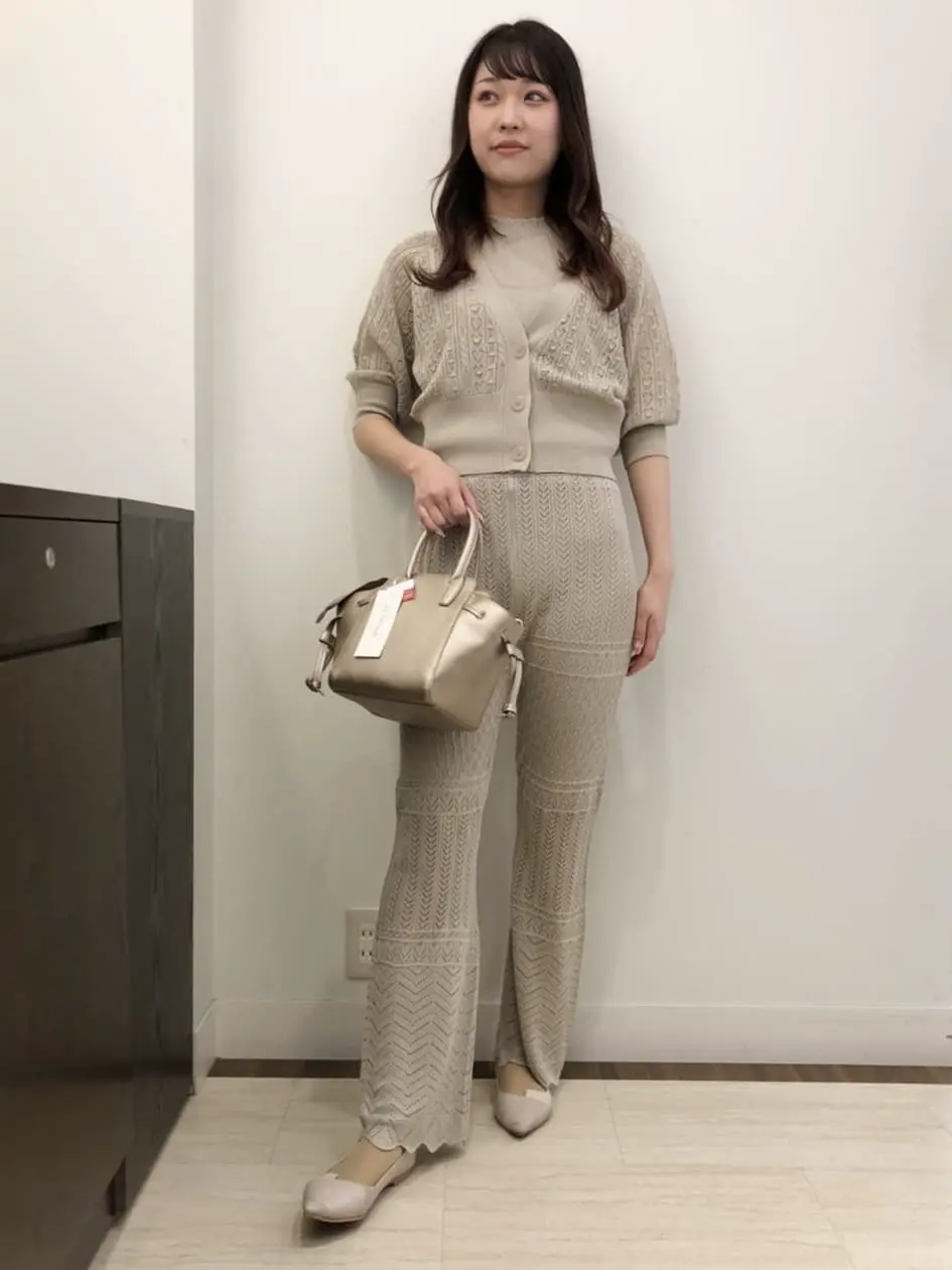 Feroux スタッフ コーディネート画像