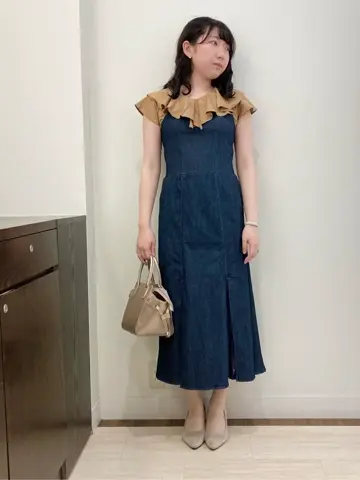 Feroux スタッフ コーディネート画像