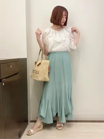 Feroux スタッフ コーディネート画像