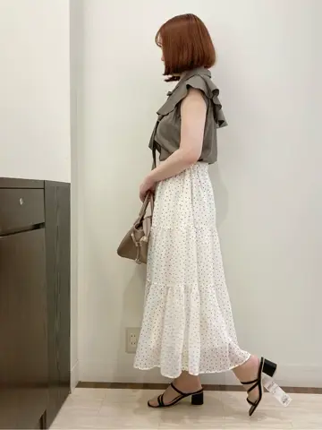 Feroux スタッフ コーディネート画像