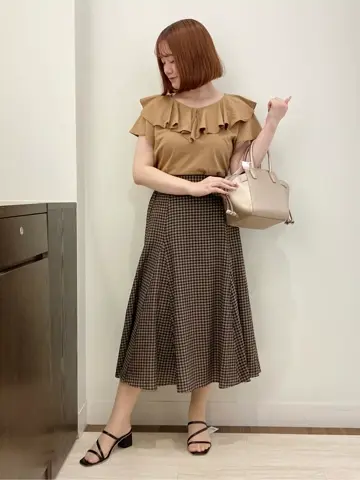 Feroux スタッフ コーディネート画像