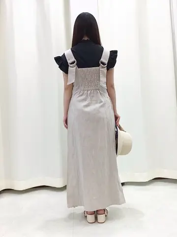 Feroux スタッフ コーディネート画像