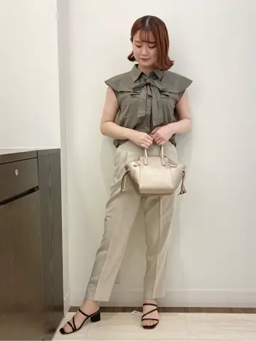 Feroux スタッフ コーディネート画像