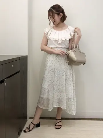 Feroux スタッフ コーディネート画像