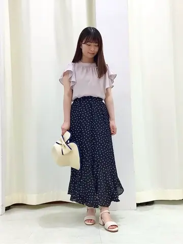 Feroux スタッフ コーディネート画像